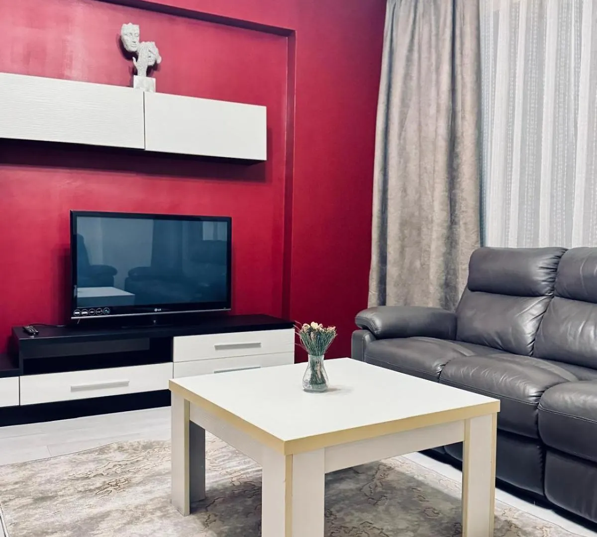 2 Rooms City Heart Residence Unirii Near Center Bucharest 0*,  Romania
